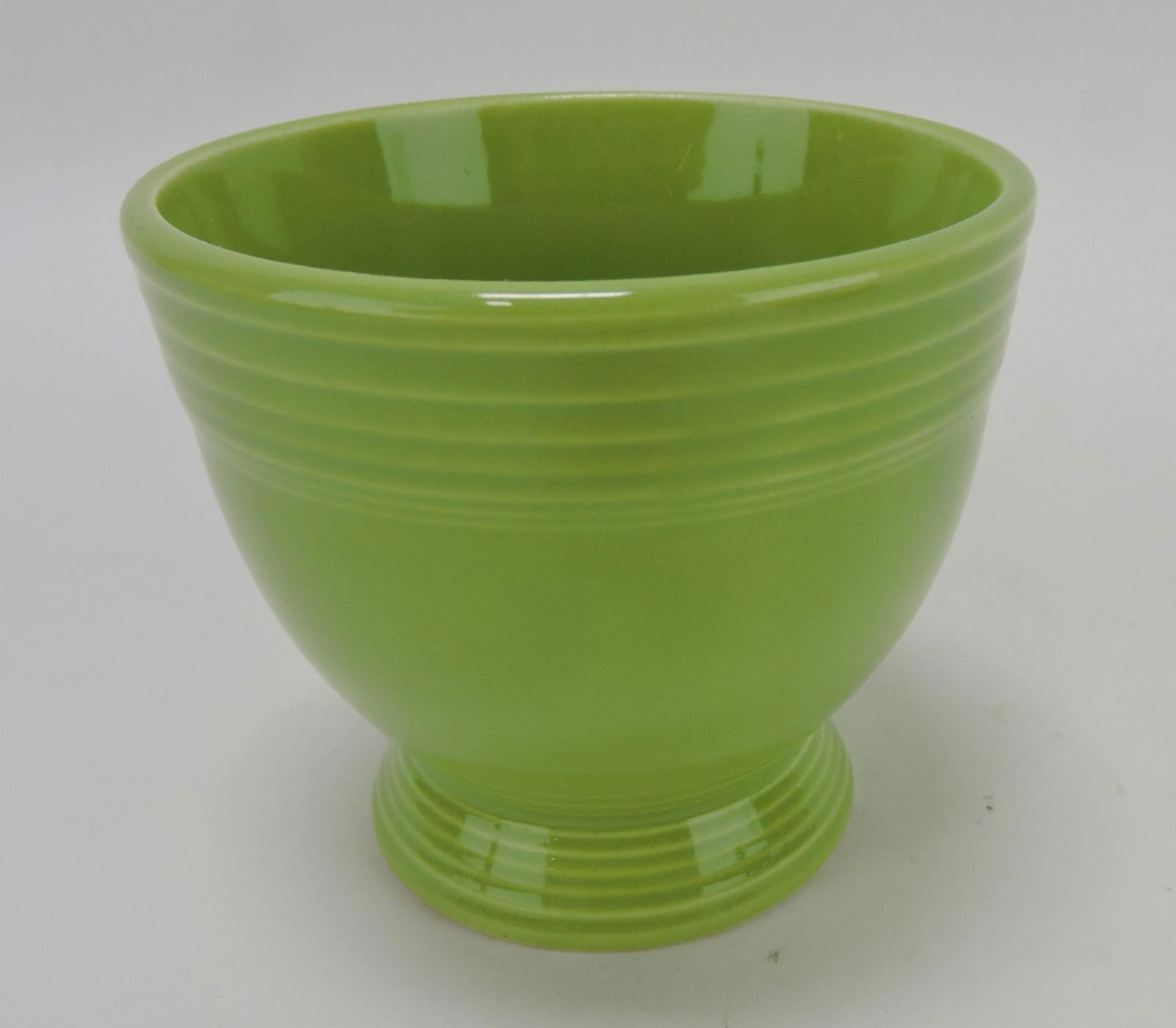 Fiesta egg cup, chartreuse (1 of 1)