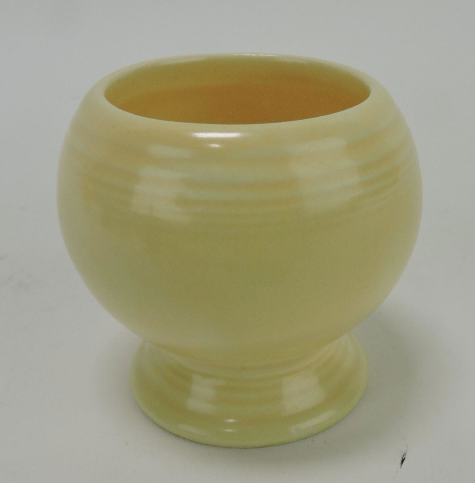 Fiesta mustard base, ivory (1 of 1)