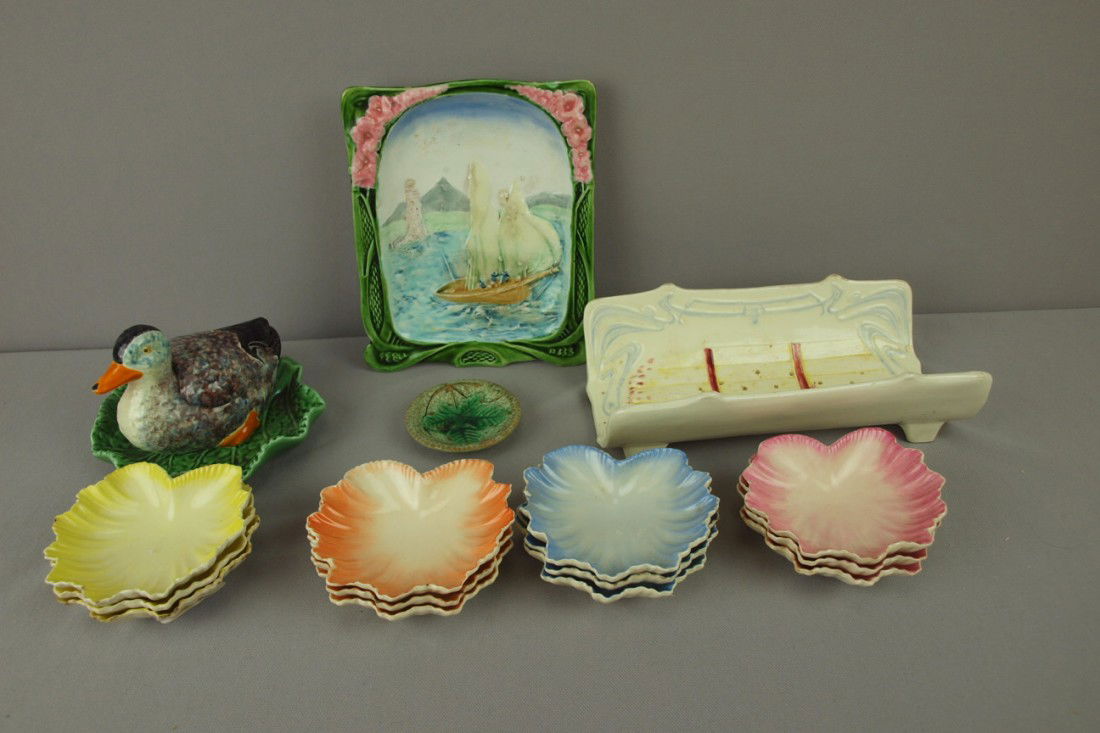 Majolica lot of 4 pieces and set of 12 George Jones: Majolica lot of 4 pieces and set of 12 George Jones Faience shell sauce dishes, various condition