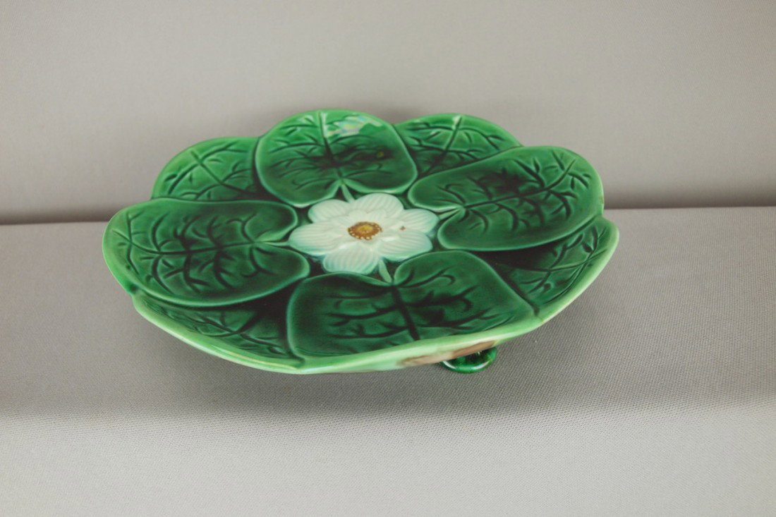 Majolica pond lily cake stand with three stork fee: Majolica pond lily cake stand with three stork feet, 9 1/4"d