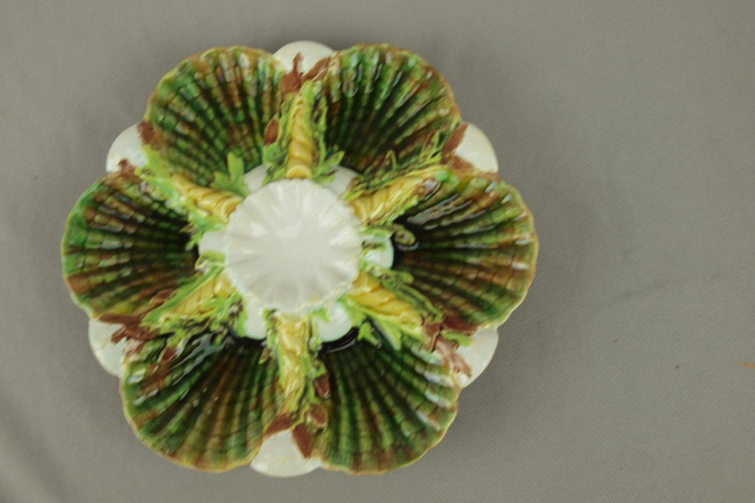 GEORGE JONES majolica mottled 6 well oyster plate,: GEORGE JONES majolica mottled 6 well oyster plate, 8 3/4", minor professional rim chip repair