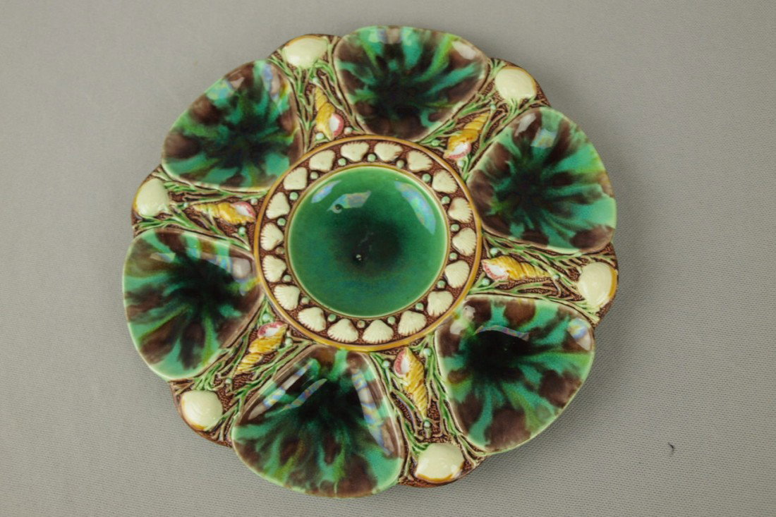 MINTON mottled 6 well oyster plate, shape no. 1323: MINTON mottled 6 well oyster plate, shape no. 1323, 9 1/4"