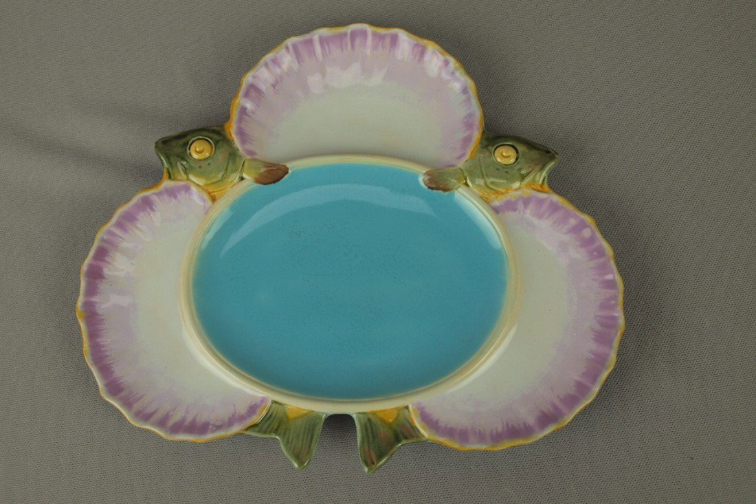 MINTON seafood plate with shells and fish, shape n: MINTON seafood plate with shells and fish, shape no. 1497, 10"w