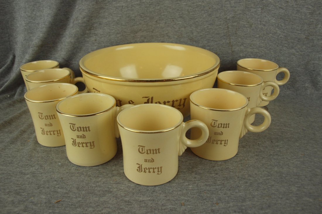 Fiesta Tom & Jerry punch set with 8 ring handled m: Fiesta Tom & Jerry punch set with 8 ring handled mugs