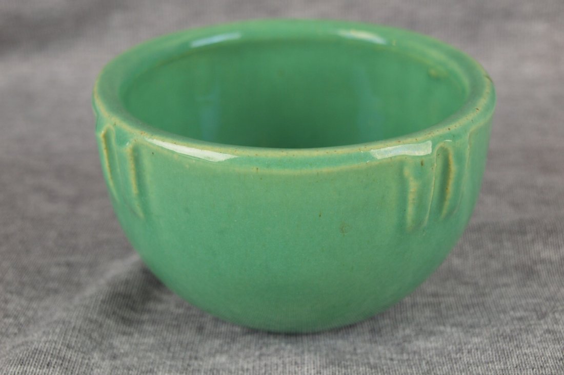 Bauer Pottery Indian bowl, green, 3 1/2"d: Bauer Pottery Indian bowl, green, 3 1/2"d