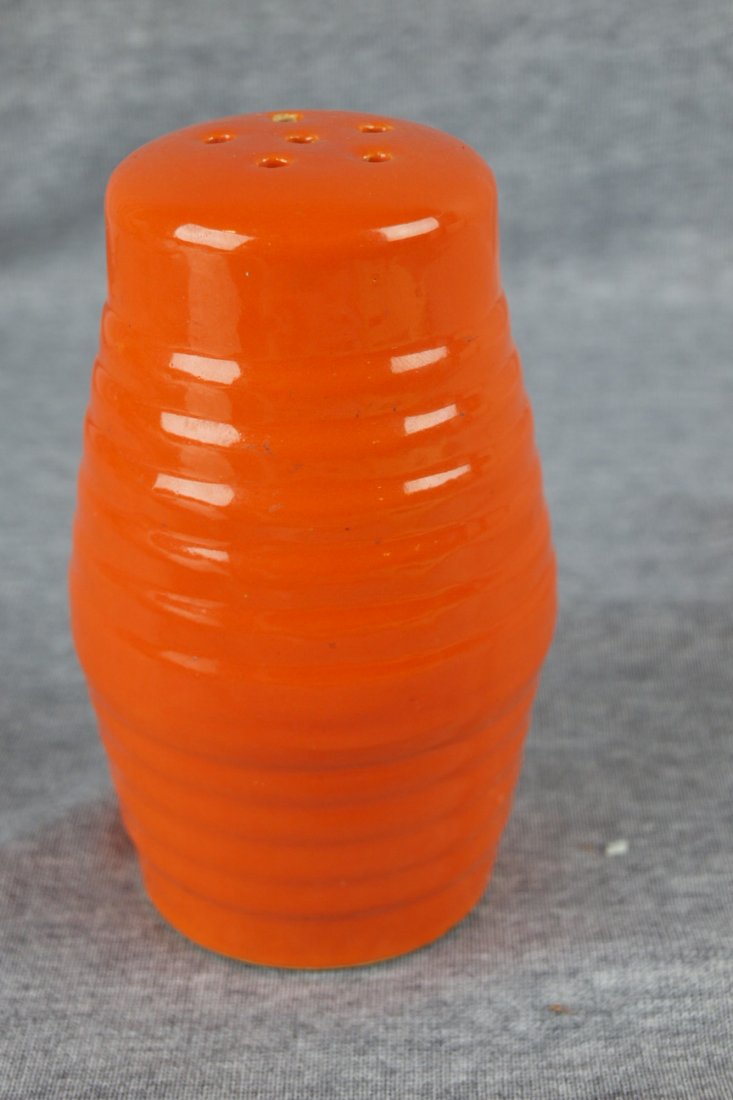Bauer Pottery Ringware rare red sugar shaker: Bauer Pottery Ringware rare red sugar shaker
