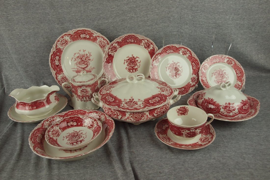 Warwick set of red & white china service for 12 in: Warwick set of red & white china service for 12 in excellent condition- plates - 12-9", 12-8", 8-7" and 13-6", 11 cups, 12 saucers, 6 soup bowls, 12 berry bowls, sugar, butter, casserole, sauce boat, 
