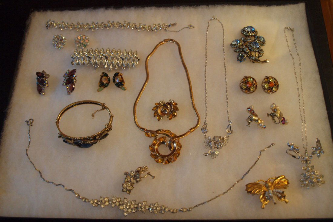 Lot of assorted jewelry: Lot of assorted jewelry, some Trifari, Sarah Coventry, Sterling, Hollycraft, Art, B.David & others