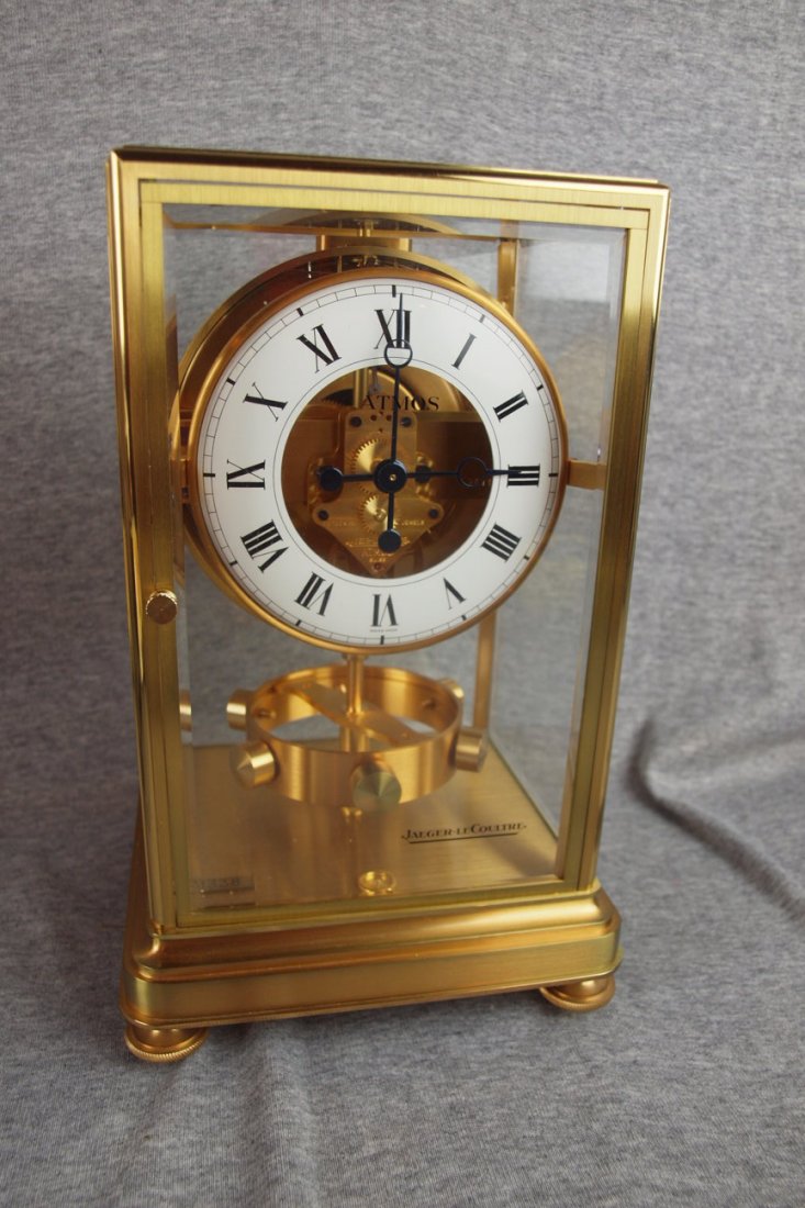 Jaeger-LeCoultre Atmos clock No. 1338, 15 jewel w: Jaeger-LeCoultre Atmos clock No. 1338, 15 jewel with fitted carrying case, 10 1/2"