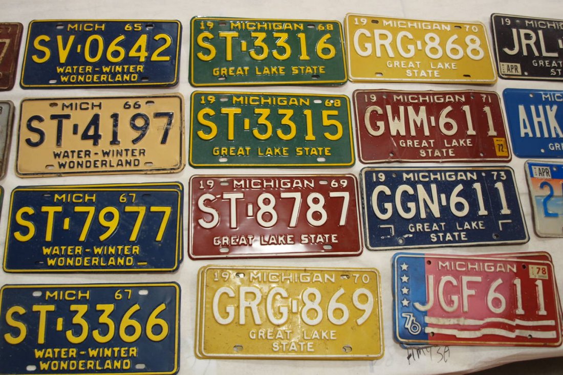Michigan license plate collection, 1949 to 79, ma: Michigan license plate collection, 1949 to 79, many double year plates, hot rod years from 50's & 60's, 39 plates