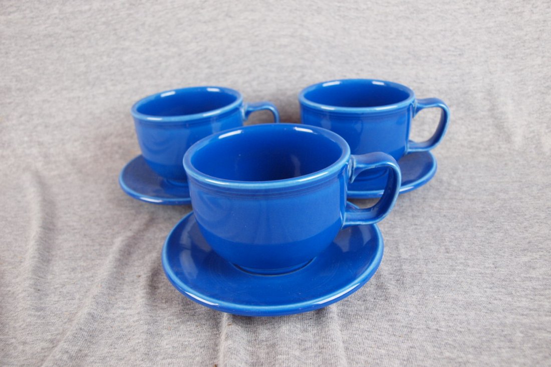 Fiesta Post 86 Sapphire lot of 3 jumbo cups and sau: Fiesta Post 86 Sapphire lot of 3 jumbo cups and saucers