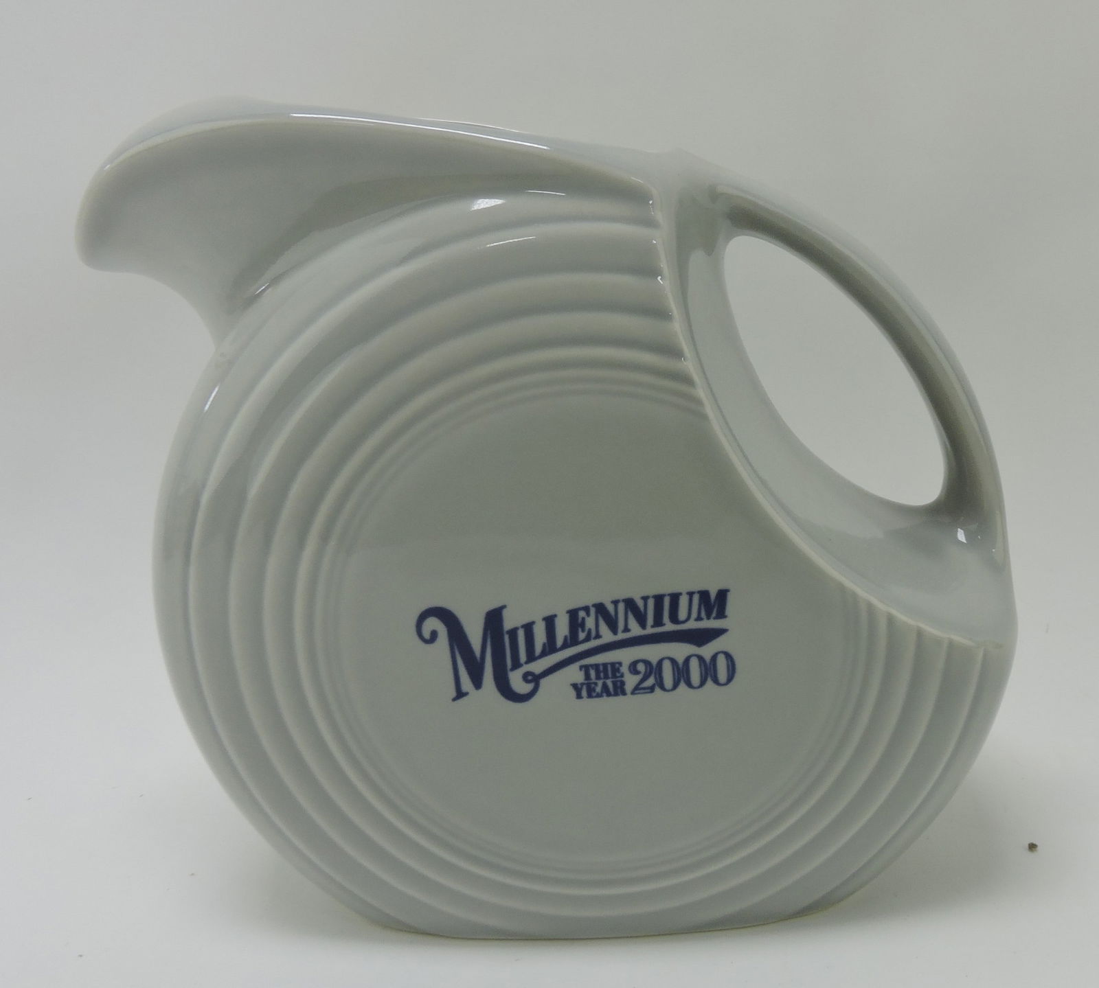 Fiesta Post 86 disc water pitcher, (1 of 1)