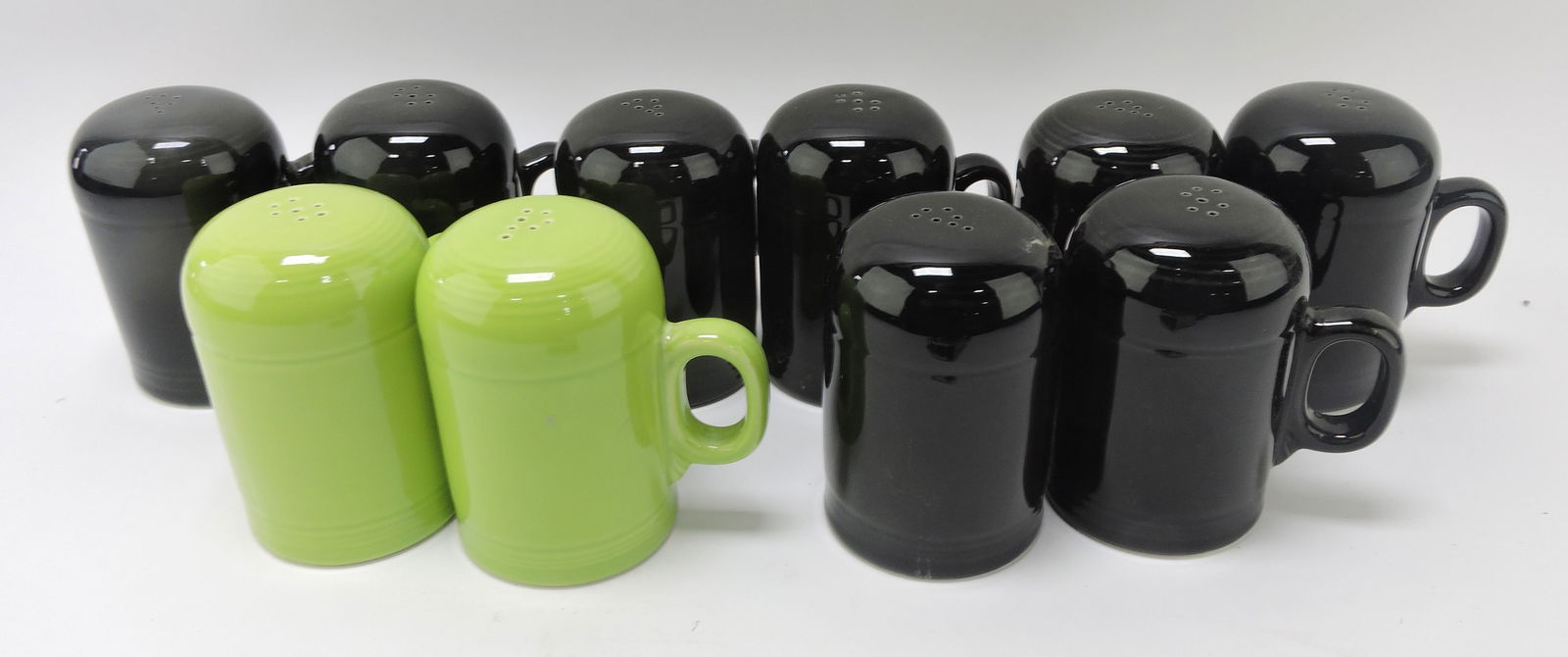 Fiesta Post 86 range shaker group, (1 of 1)