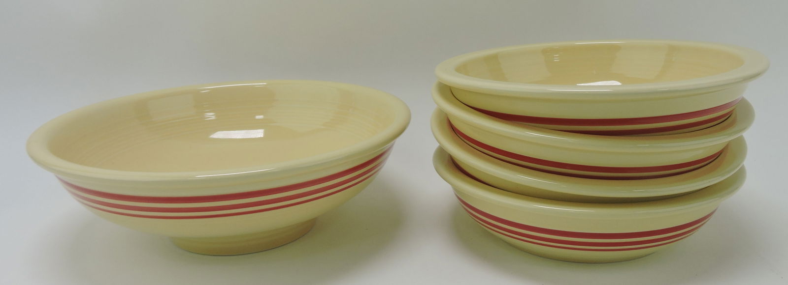 Fiesta Post 86 red stripe pedestal (1 of 1)