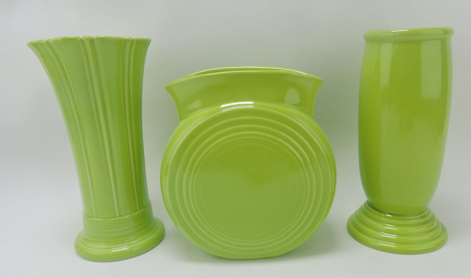 Fiesta Post 86 chartreuse lot of 3 vases:: medium, Millennium II and III