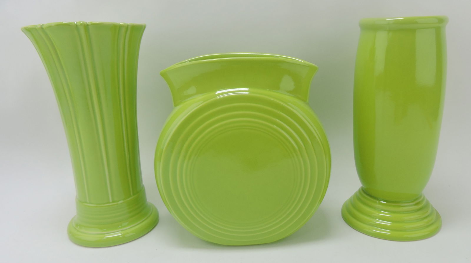 Fiesta Post 86 chartreuse lot of 3 vases: (1 of 1)