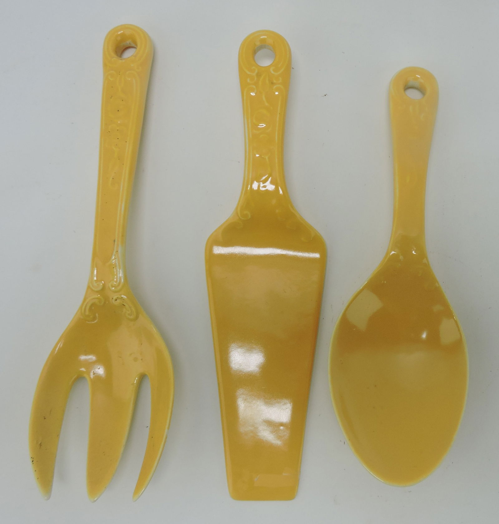 Kitchen Kraft 3 pc utensil set, yellow (1 of 1)