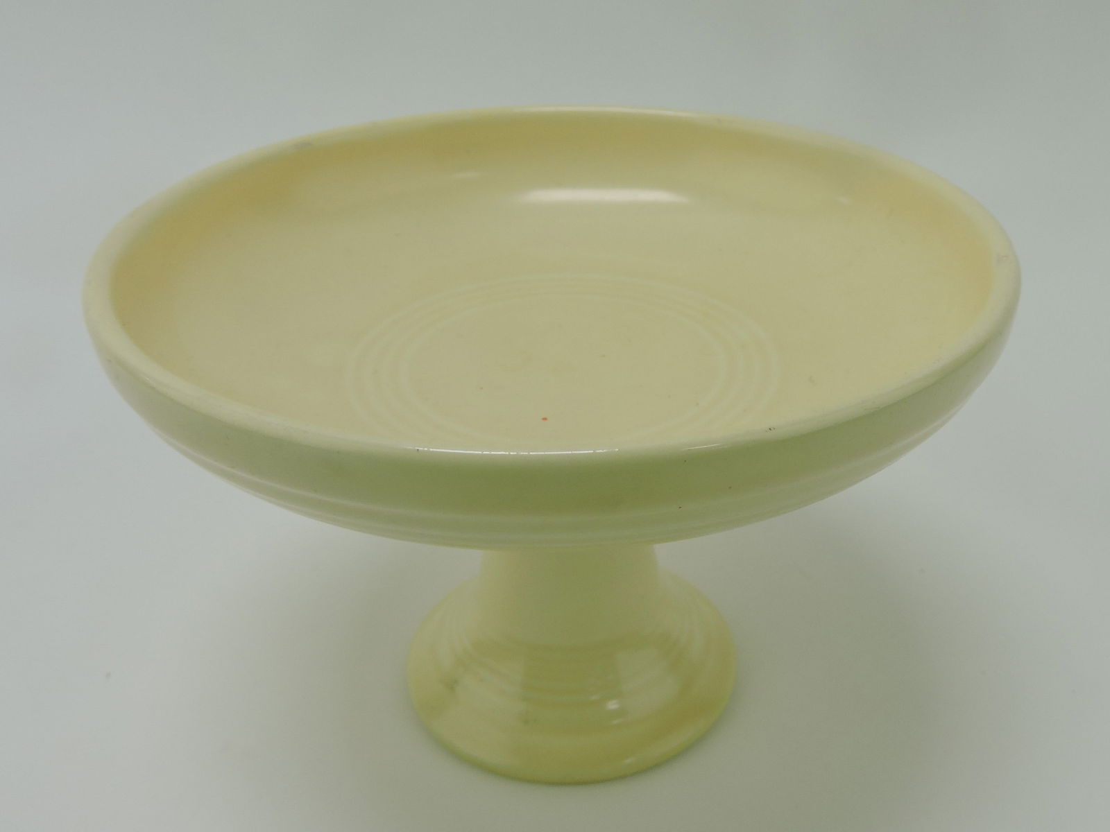 Fiesta sweets compote, ivory, rim nick (1 of 1)