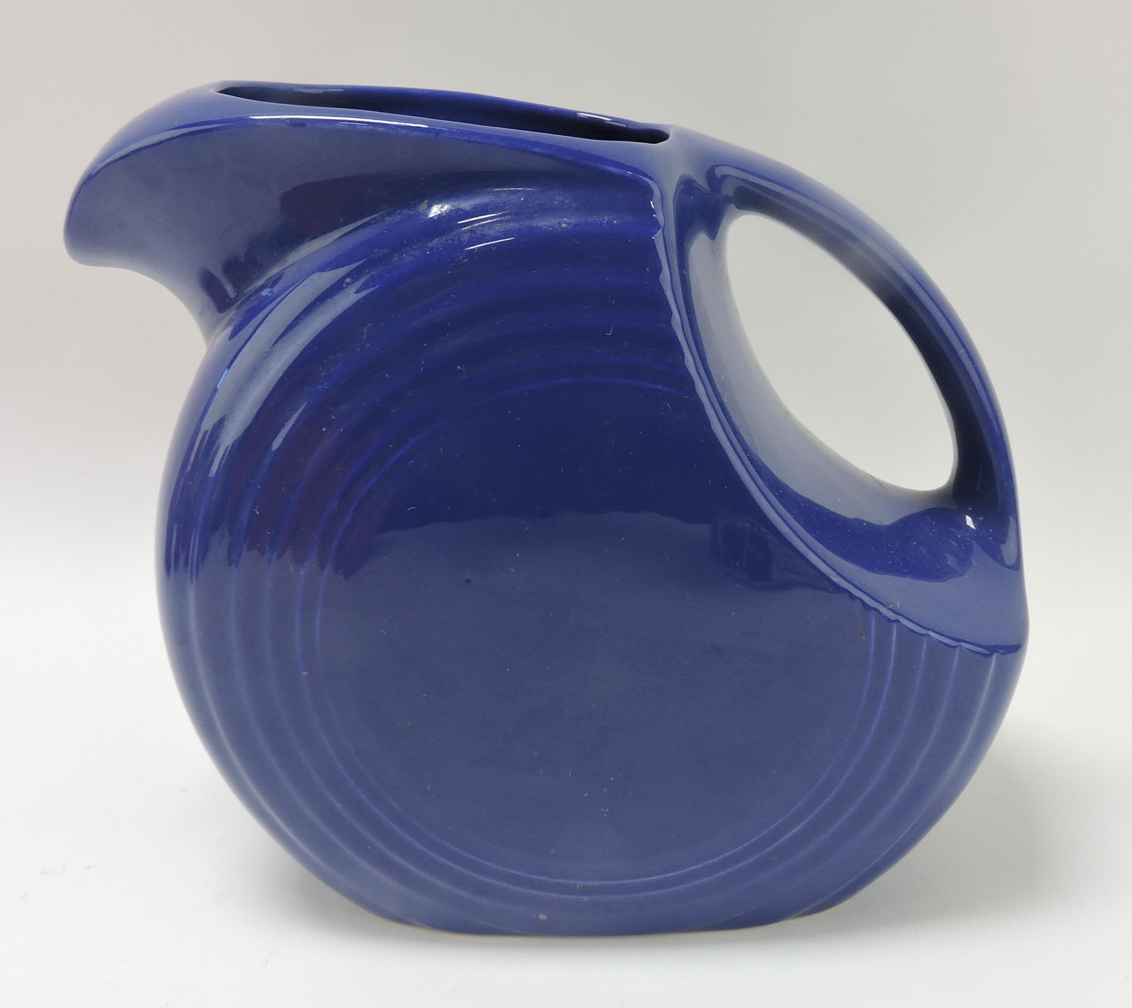 Fiesta disc water pitcher, cobalt (1 of 1)