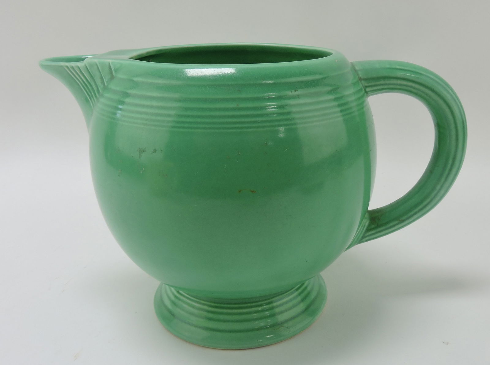 Fiesta ice lip pitcher, green (1 of 1)