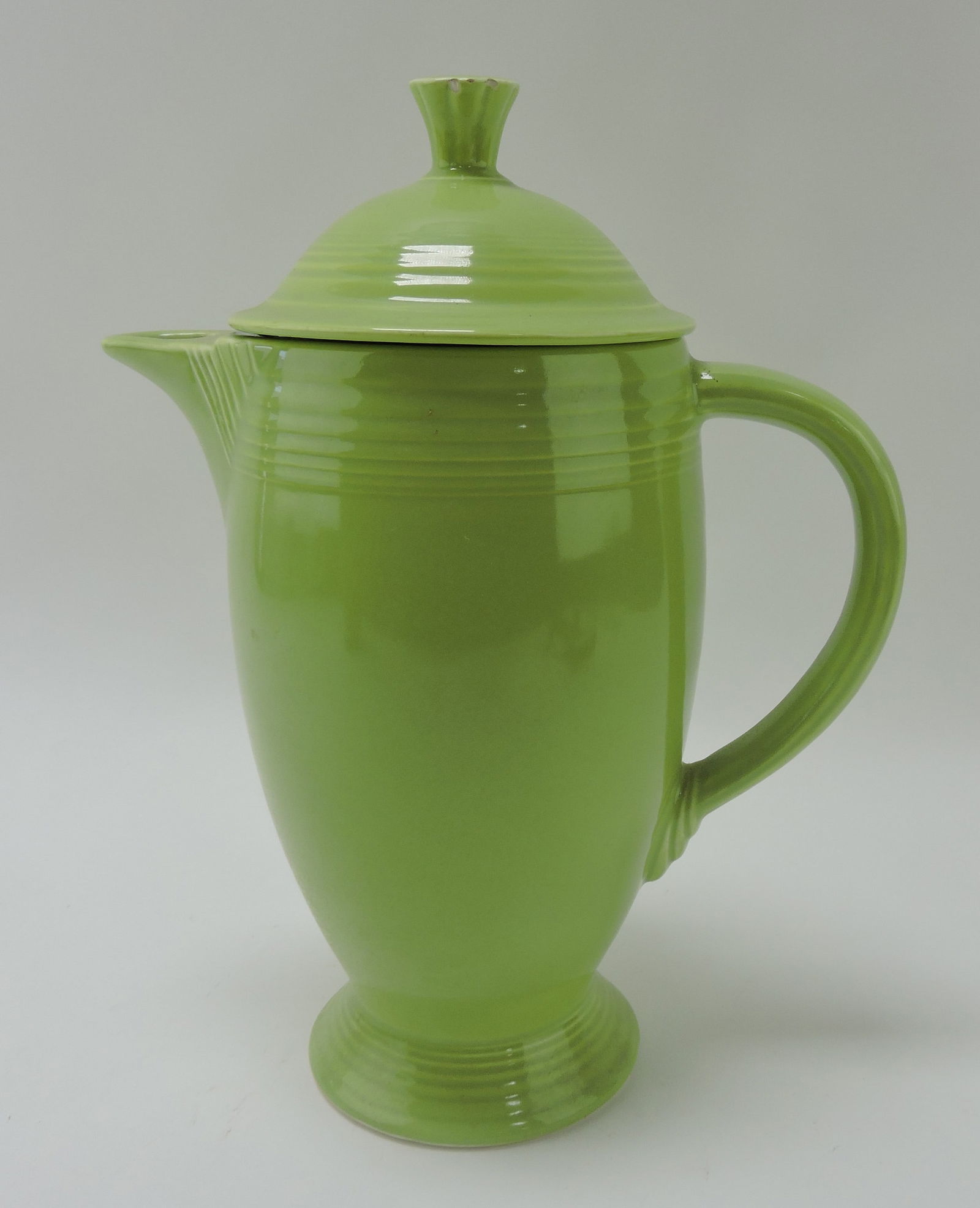 Fiesta coffee pot, chartreuse, nicks to (1 of 1)