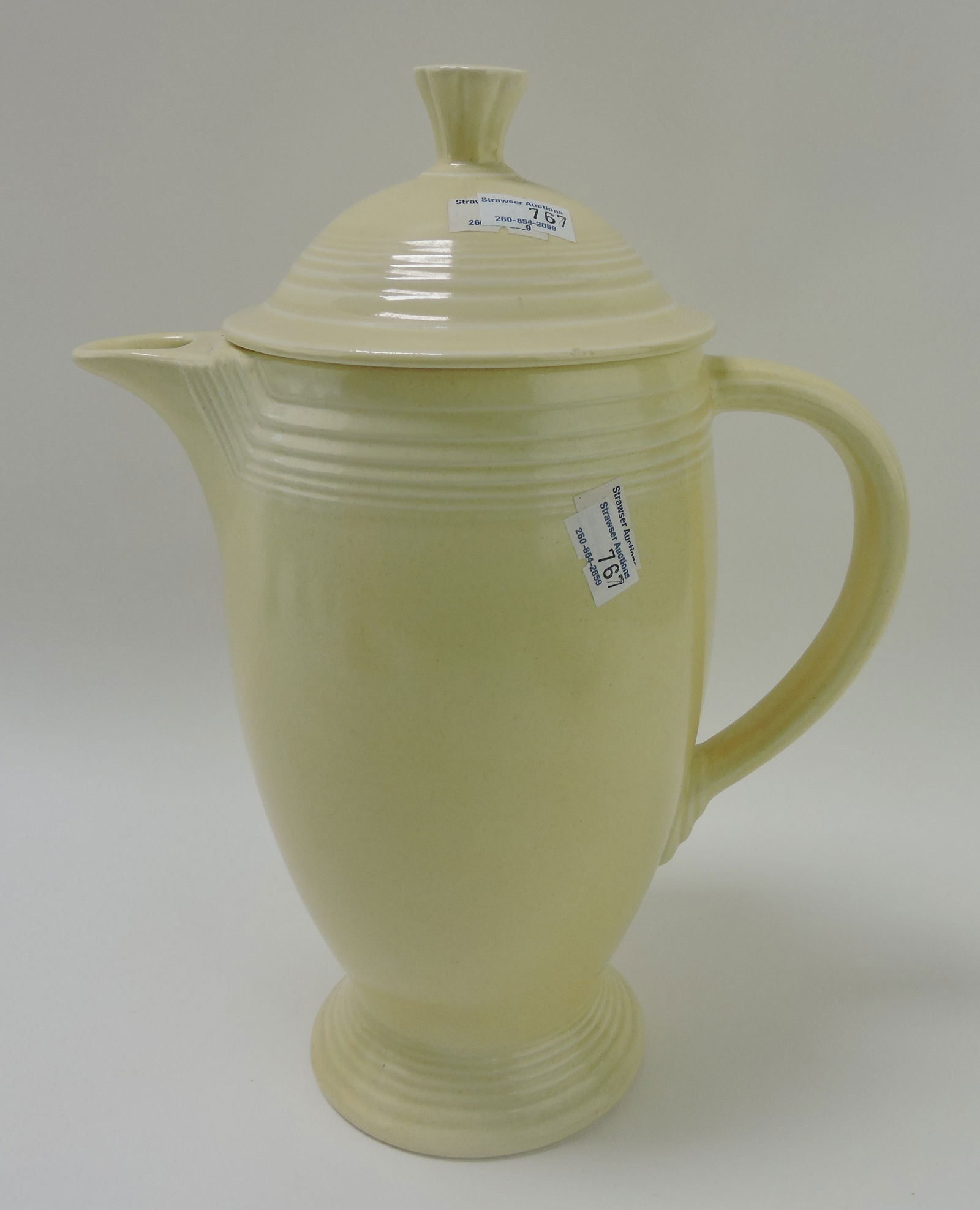 Fiesta coffee pot, ivory (1 of 1)