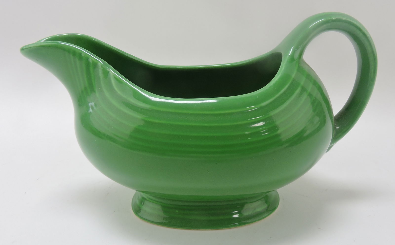 Fiesta sauce boat, medium green (1 of 1)