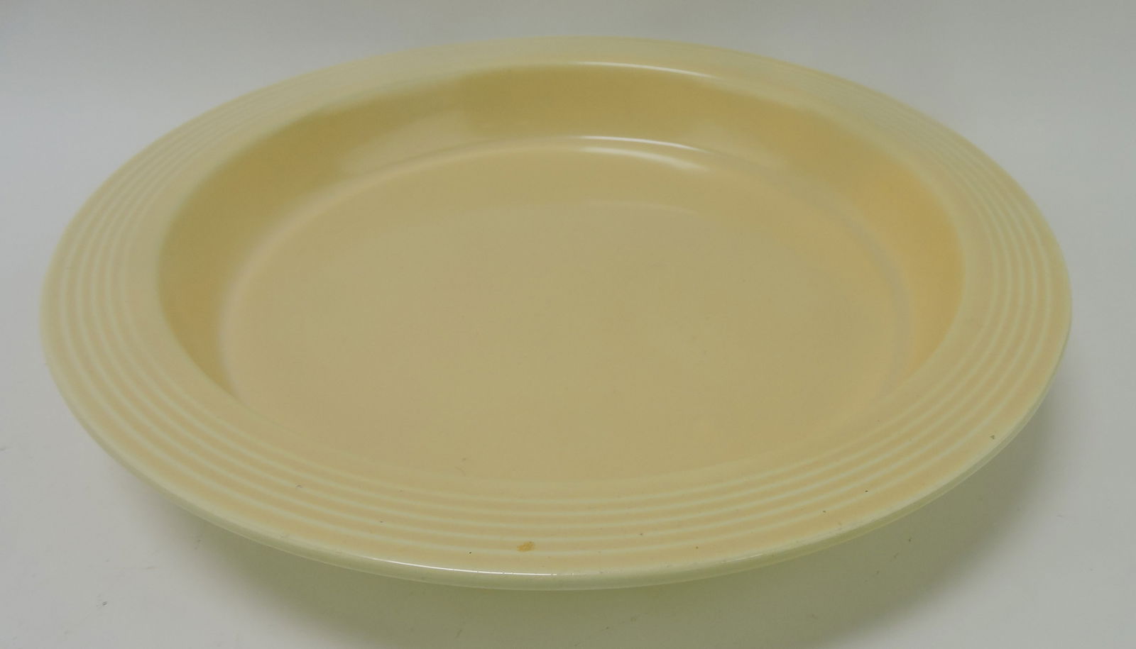 Fiesta relish tray base, ivory (1 of 1)