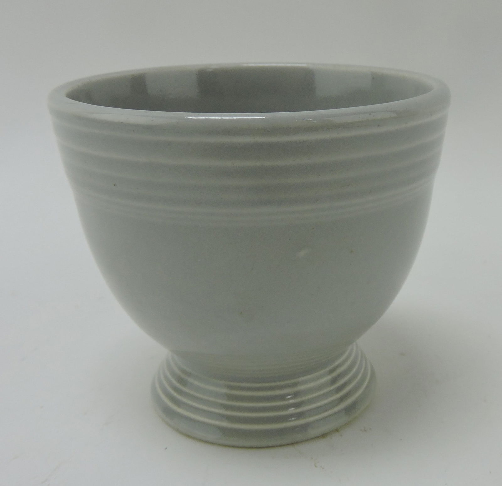 Fiesta egg cup, gray: .