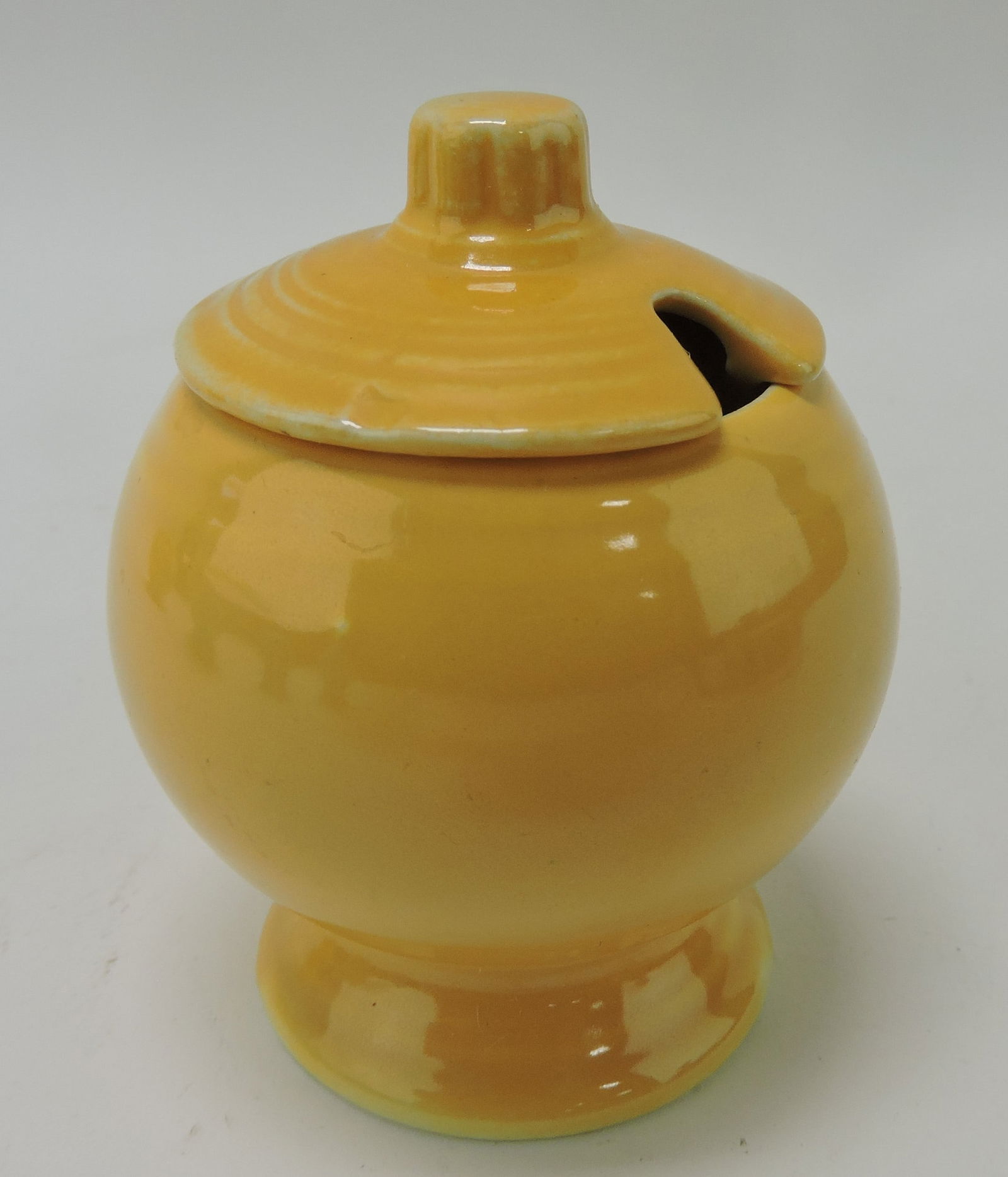 Fiesta mustard, yellow (1 of 1)