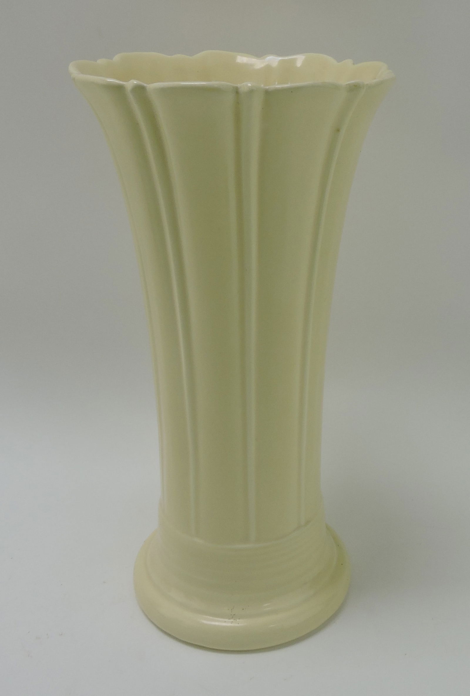 Fiesta 10" flower vase, ivory (1 of 1)