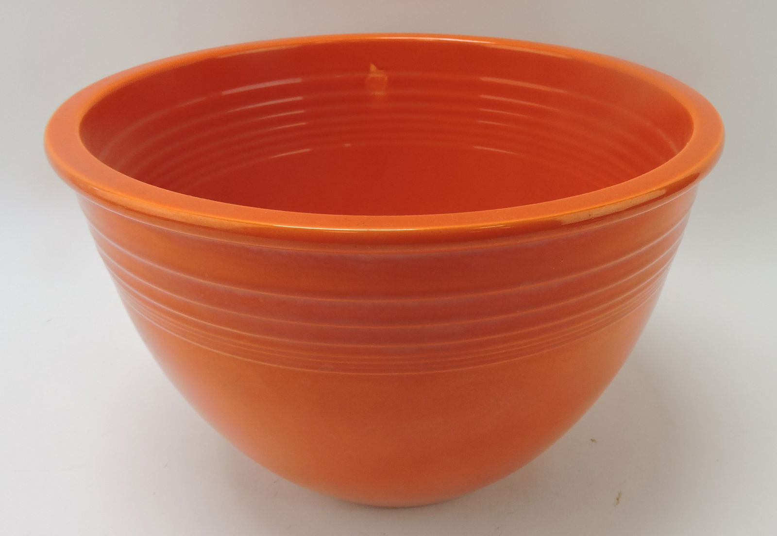 Fiesta #7 mixing bowl, red, rim nick (1 of 1)