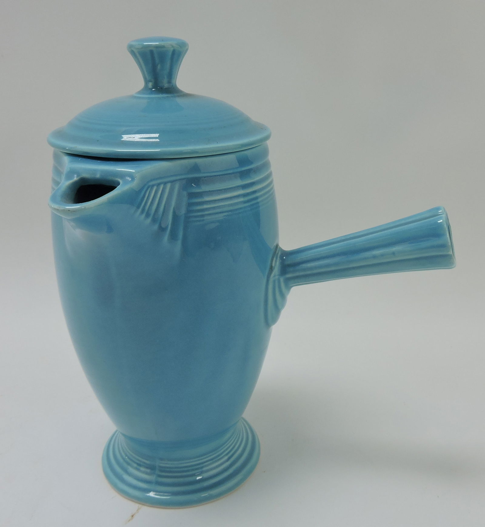 Fiesta demitasse coffee pot, turquoise (1 of 1)