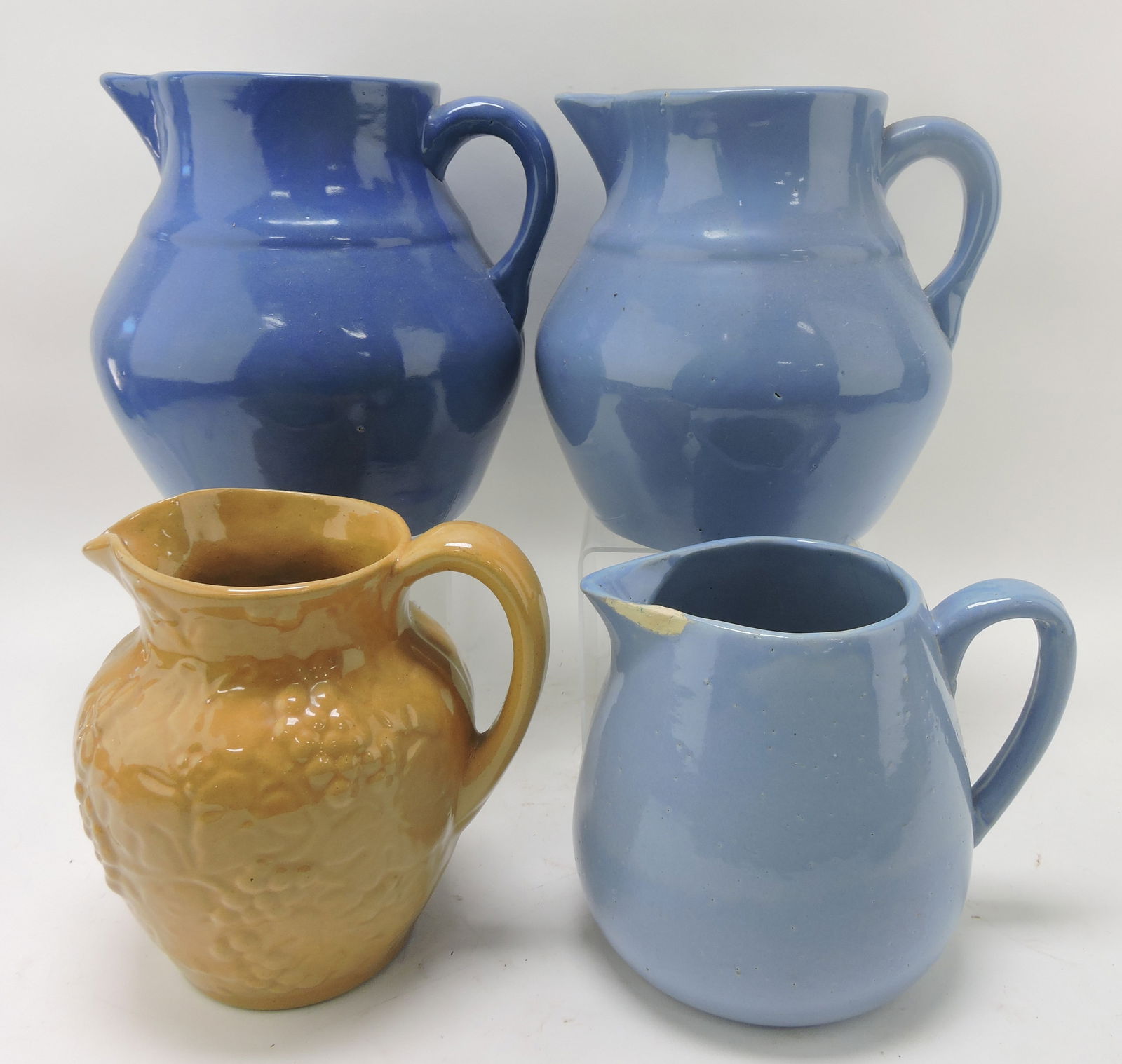 Uhl Pottery lot of 4 pitchers, various (1 of 1)