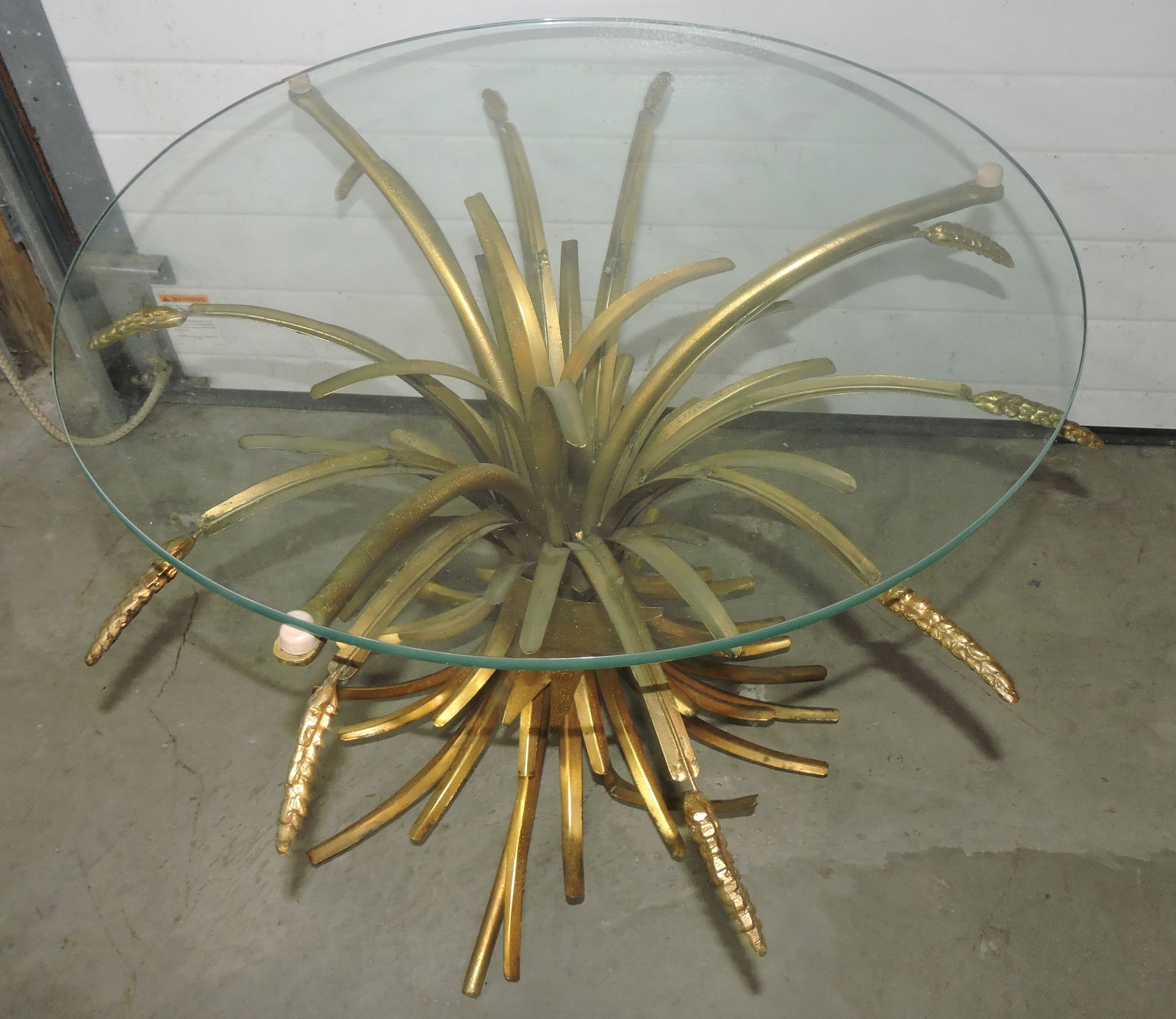 MCM metal lamp table with cattail (1 of 2)