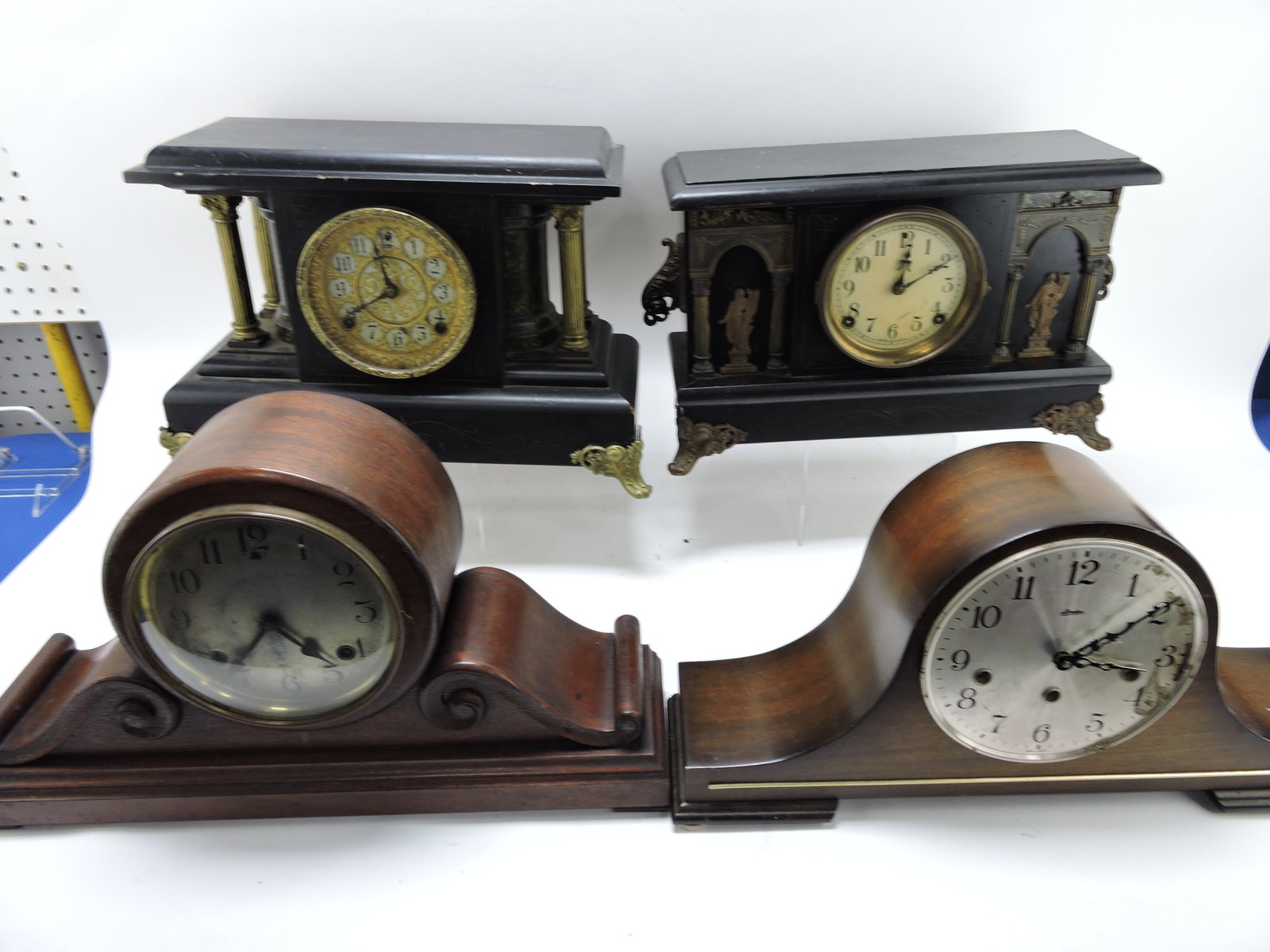 Lot of 4 mantle clocks, various: condition