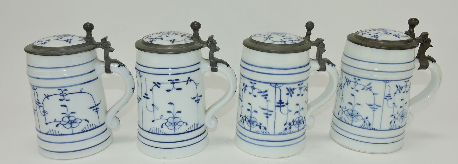 Porcelain Blue Onion set of 4 steins, (1 of 1)