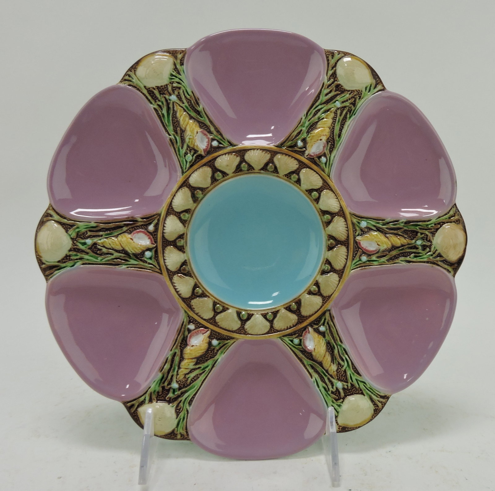 Minton majolica pink six well oyster: plate, shape no. 1323, 9"