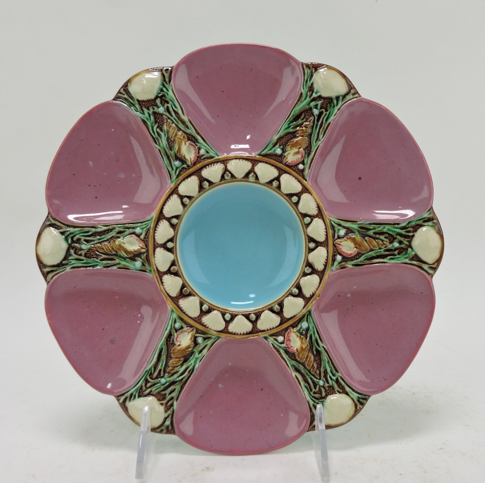 Minton majolica pink six well oyster: plate, 9", shape no. 1323