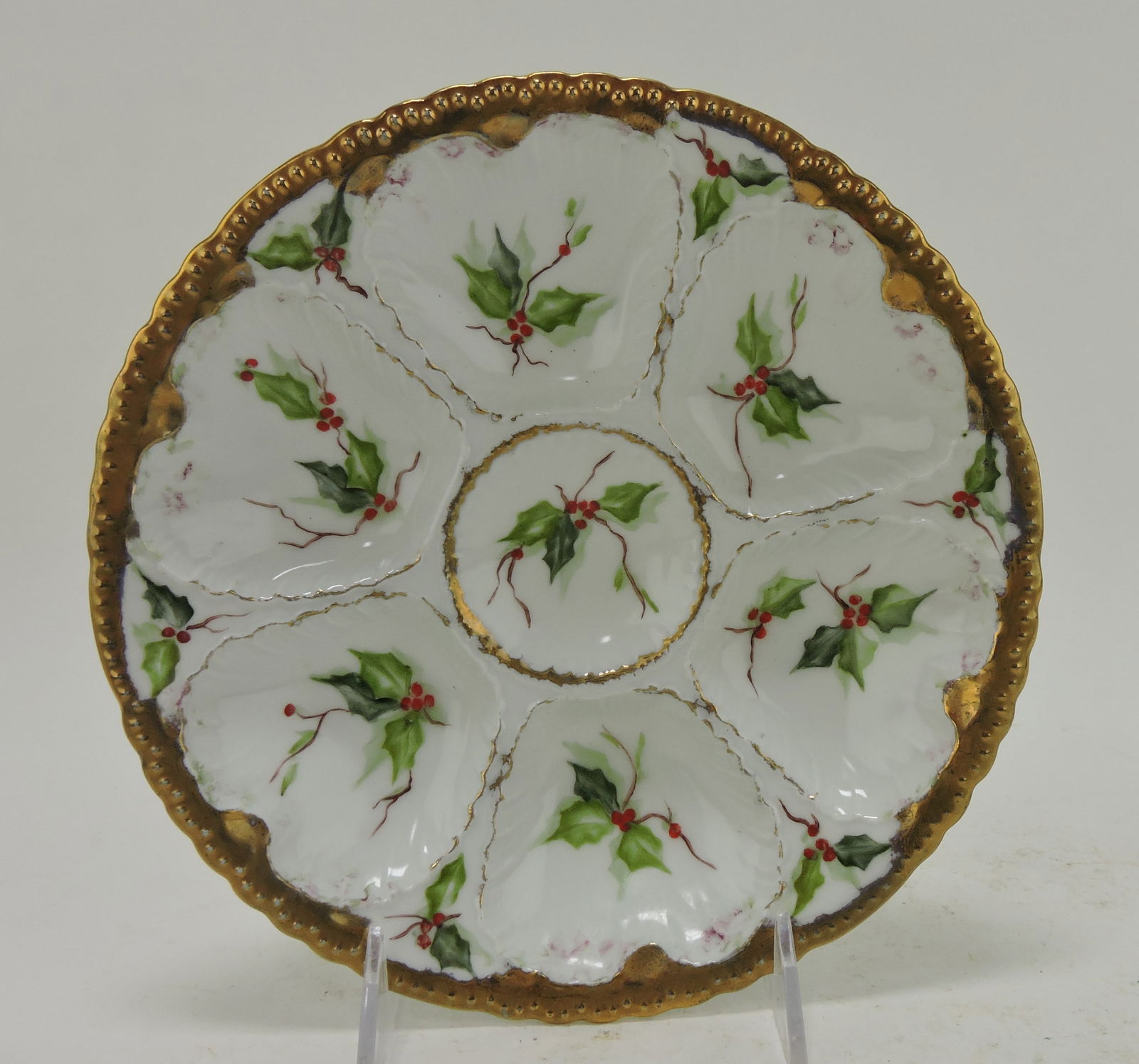 Victoria Austria holly and berry six (1 of 1)