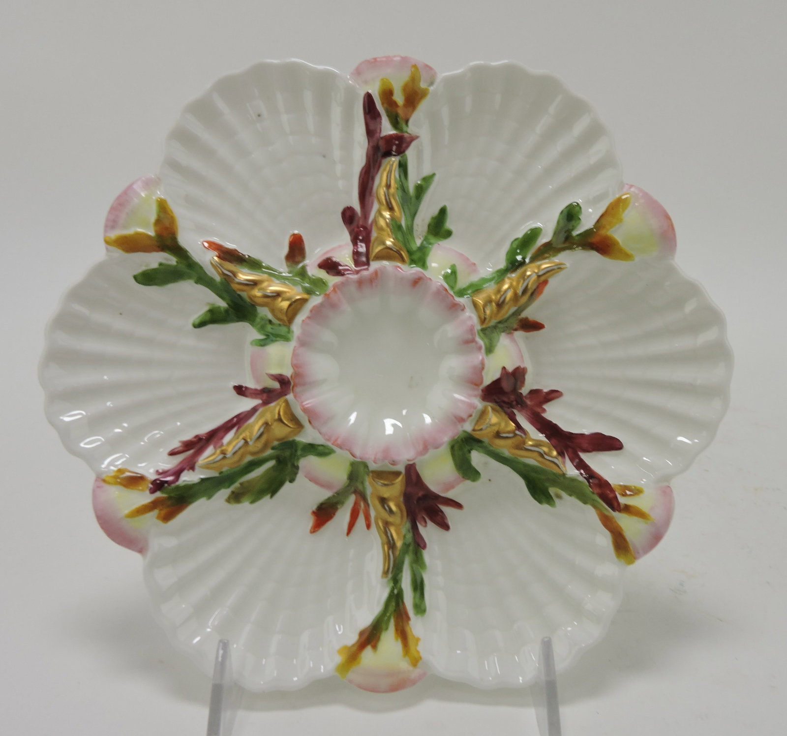 George Jones 8 1/2" porcelain: six well oyster plate