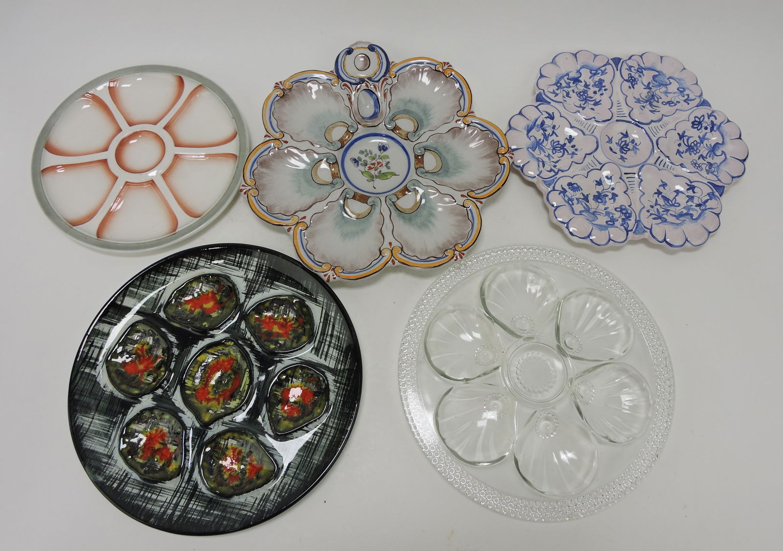 Lot of 5 assorted oyster plates (1 of 1)