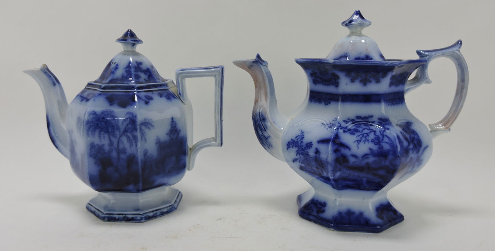 Flow Blue Scinde teapot (spout and (1 of 1)