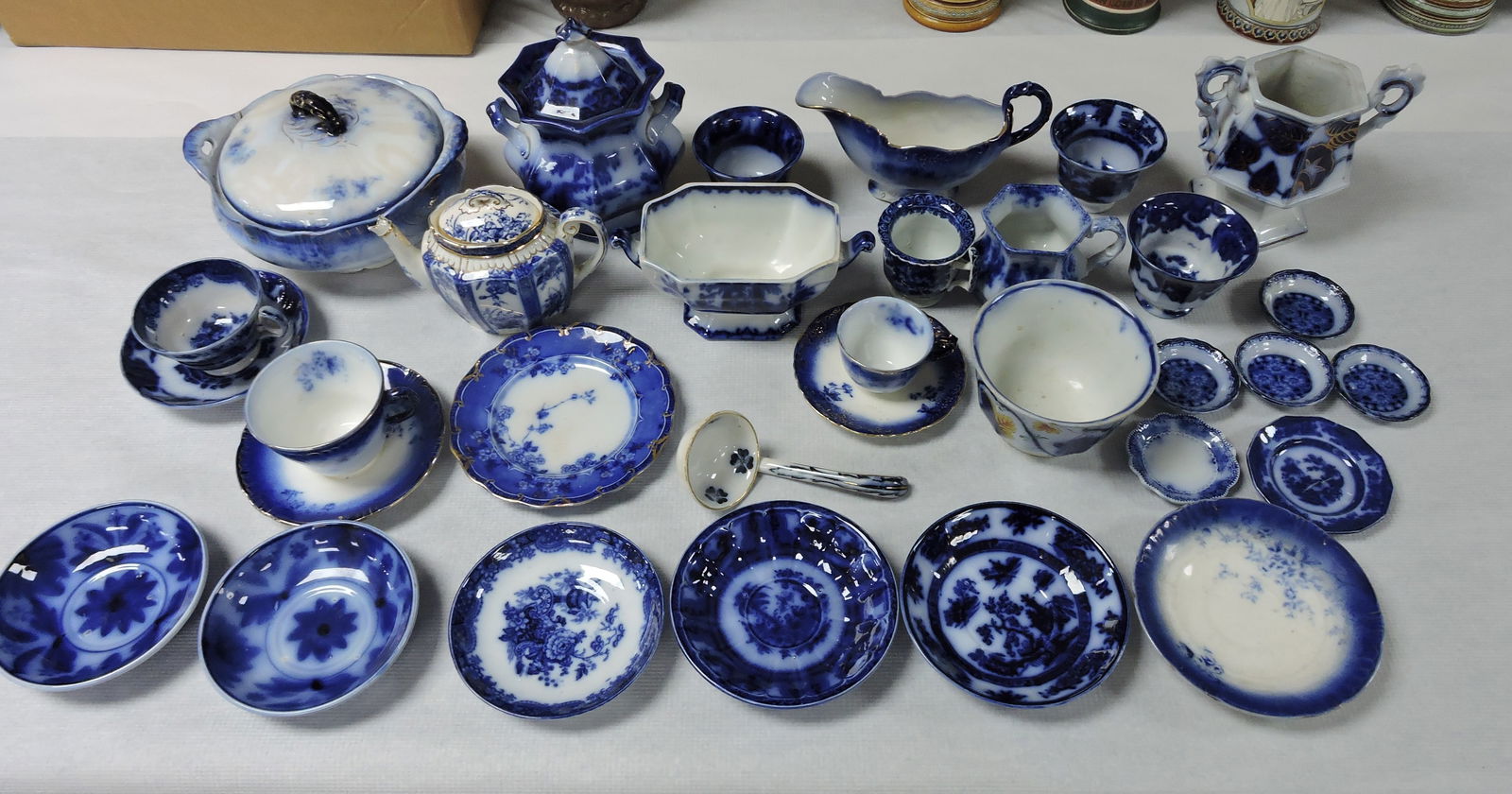 Flow Blue lot of 29 assorted pcs, (1 of 1)