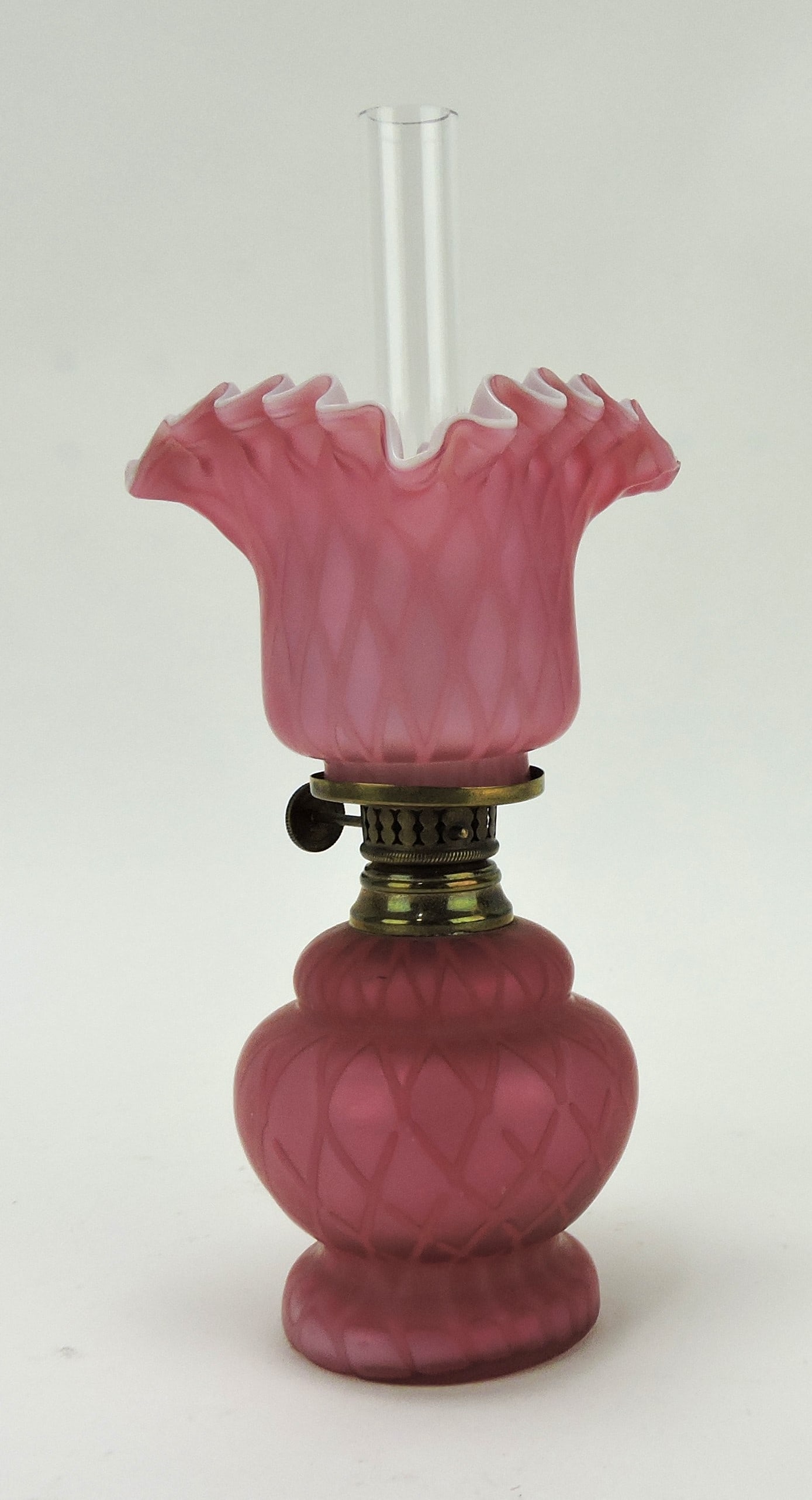 Pink satin MOP diamond quilted: miniature lamp 5 3/4", Smith 1 fig 599; hairline to shade