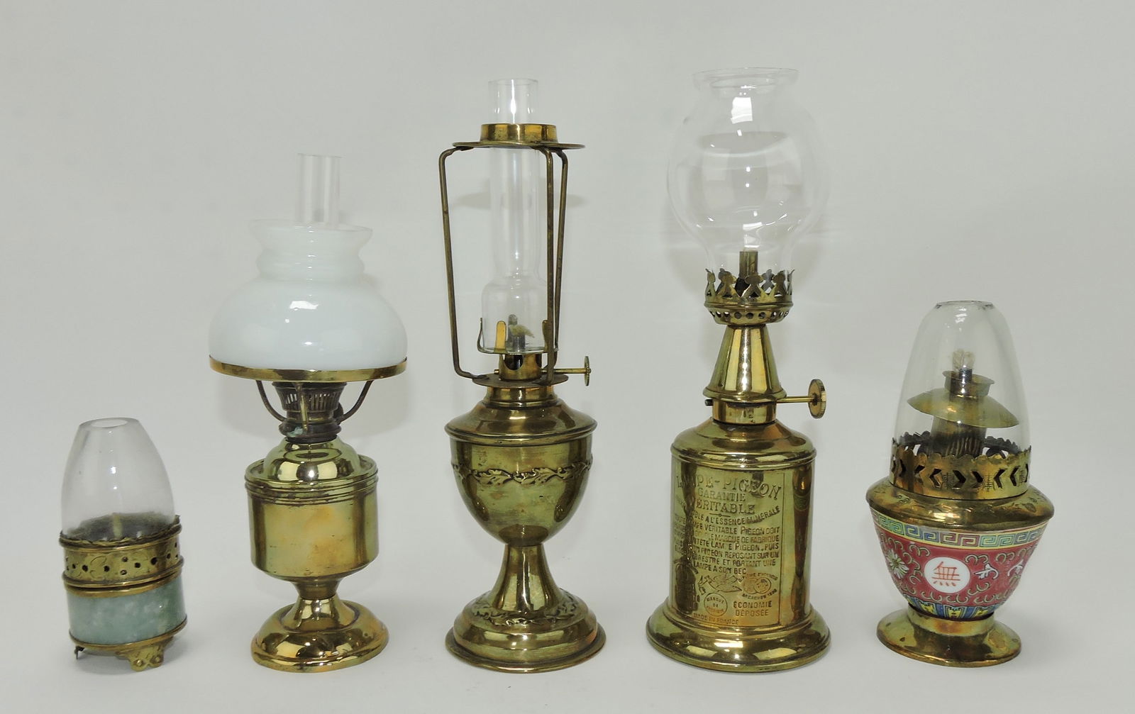 Lot of 5 brass miniature lamps (1 of 1)