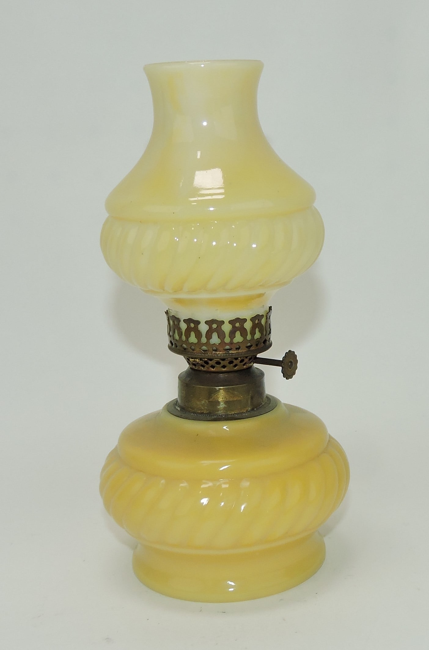 Custard glass miniature lamp 8 1/4", (1 of 1)