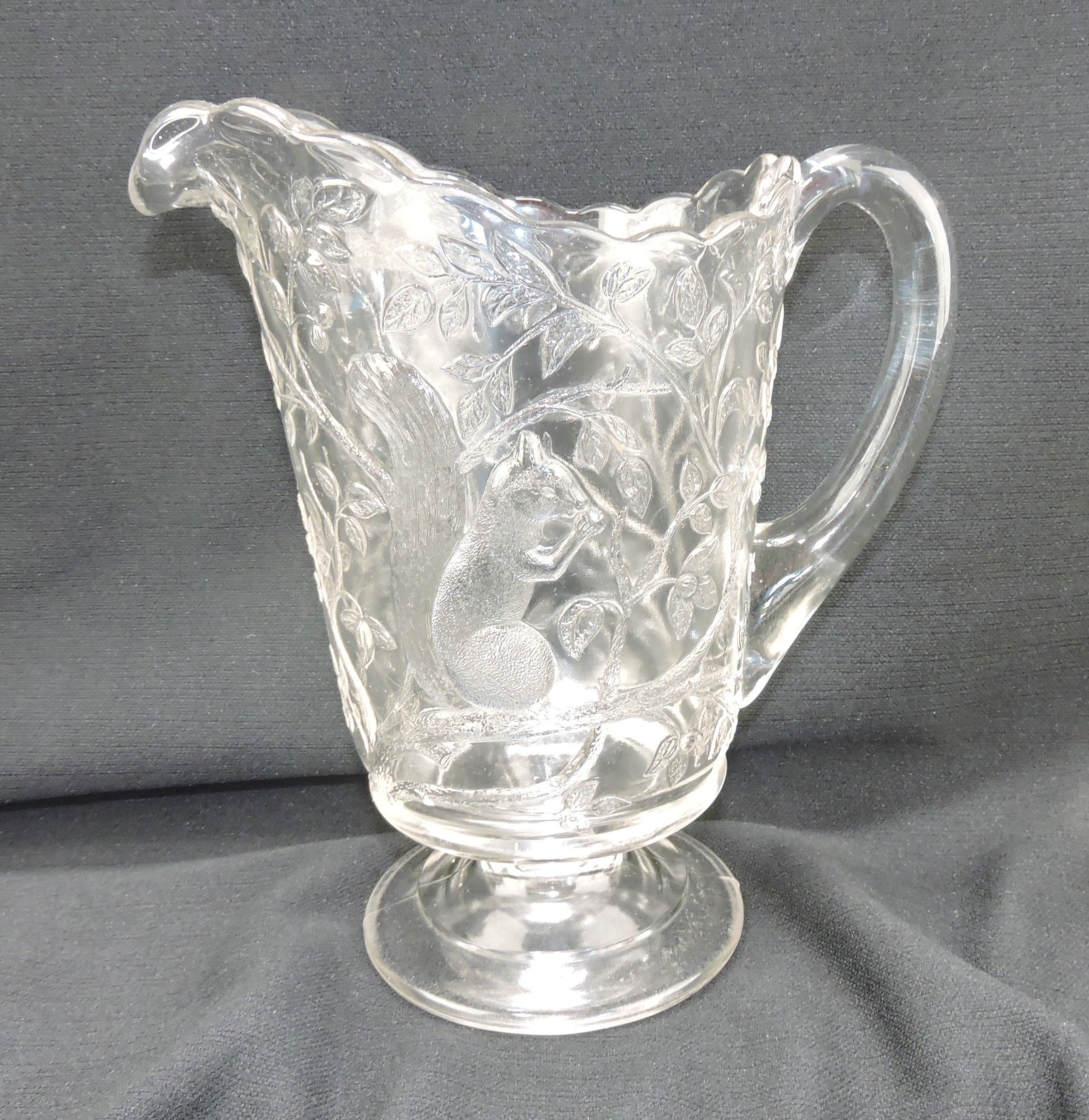 Greentown clear squirrel, 8 3/4": .
