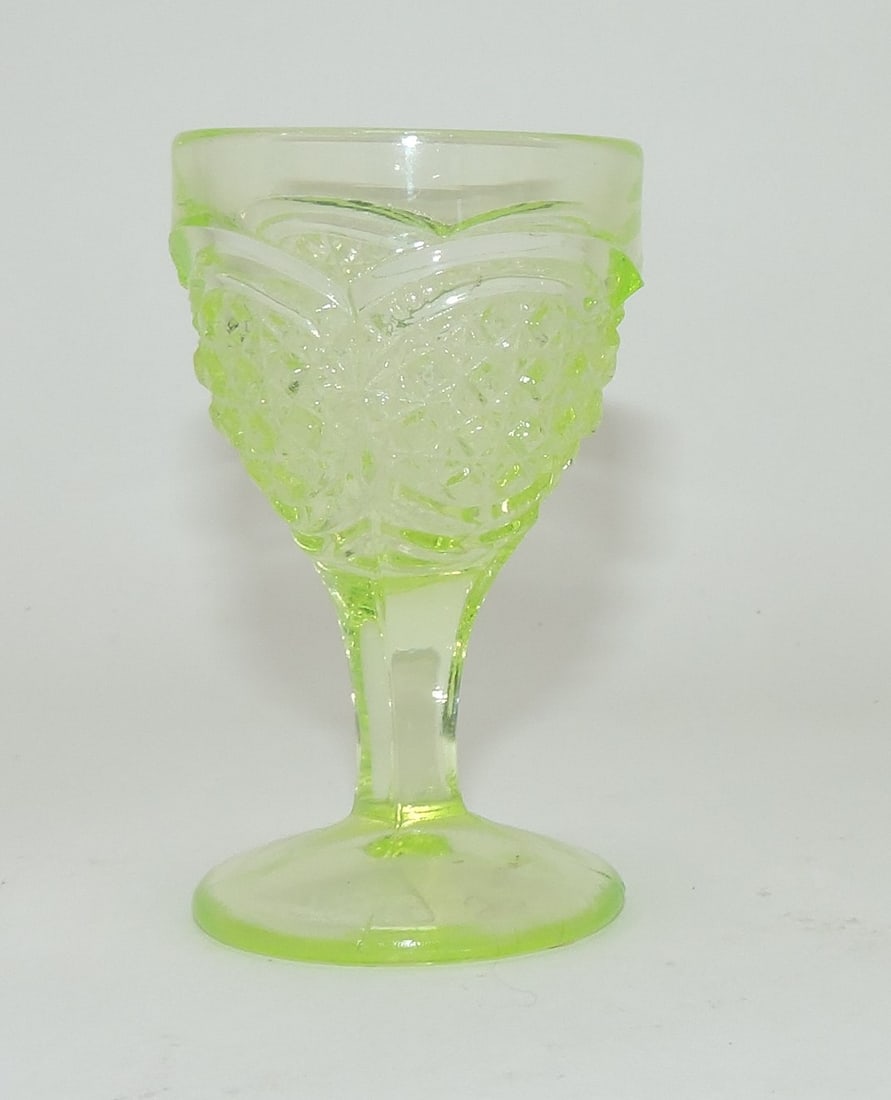 Greentown canary Austrian cordial, (1 of 1)