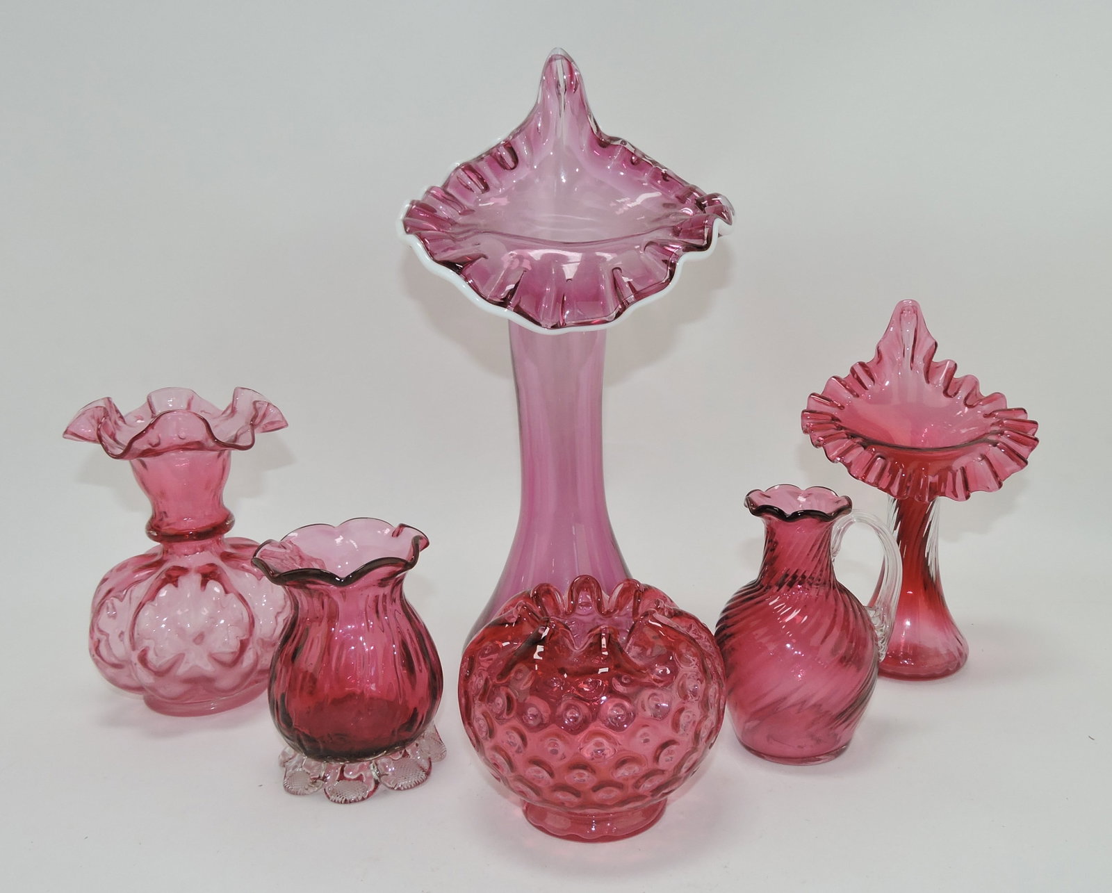 Fenton lot of 6 pcs: .